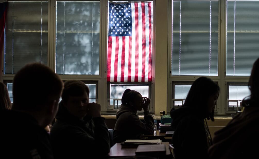 El distrito informó en publicaciones de Facebook que luego de una búsqueda al interior de la secundaria, no se detectaron otros sospechosos. Foto: AFP 