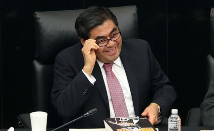 Bancada del PRD en Senado no está debilitada: Barbosa