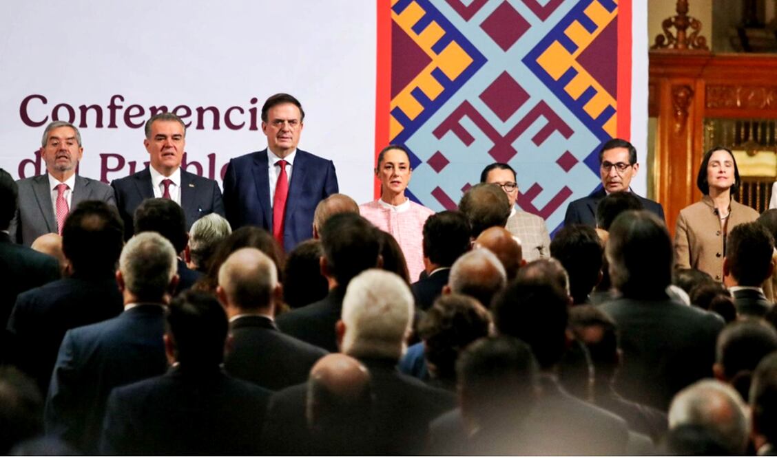 De la Torre dijo que respaldarán y apoyarán las decisiones que tome la mandataria mexicana ante las amenazas del presidente estadounidense, Donald Trump. Foto: Axel Sánchez/EL UNIVERSAL