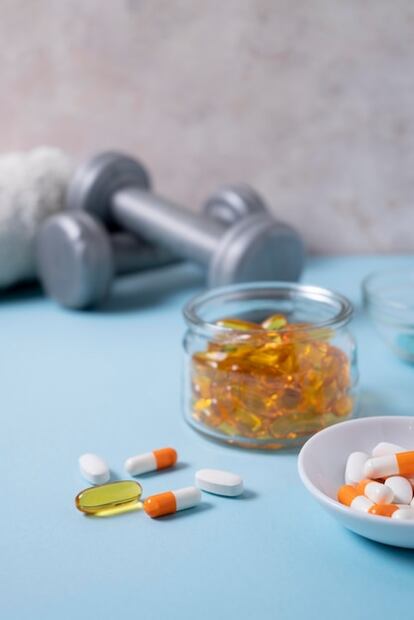 Los suplementos multivitamínicos pueden ofrecer una serie de beneficios cuando se usan adecuadamente. Fuente: Freepik.