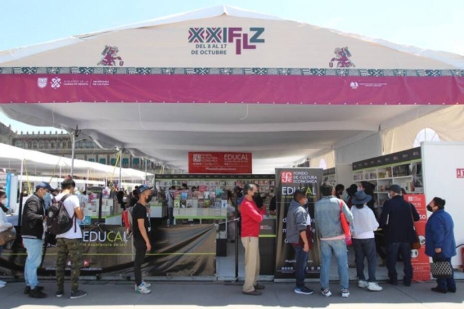 Con la FIL Zócalo, el público busca retomar la normalidad
