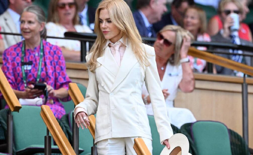 La protagonista de "Los Otros" robó miradas con su impecable y muy elegante atuendo. Foto: AFP.