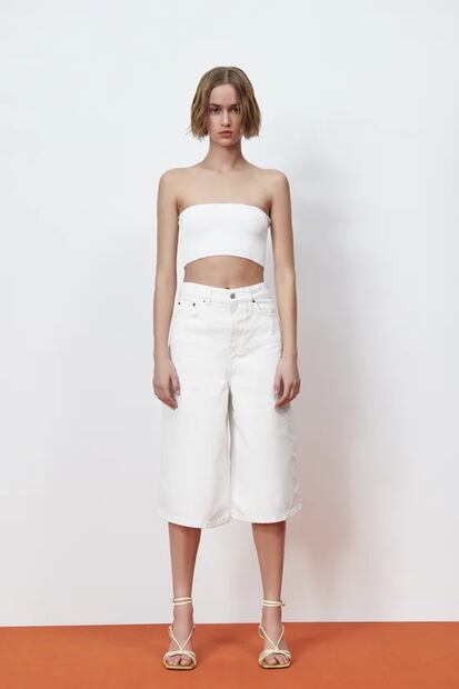Así se llevan los pantalones blancos este verano