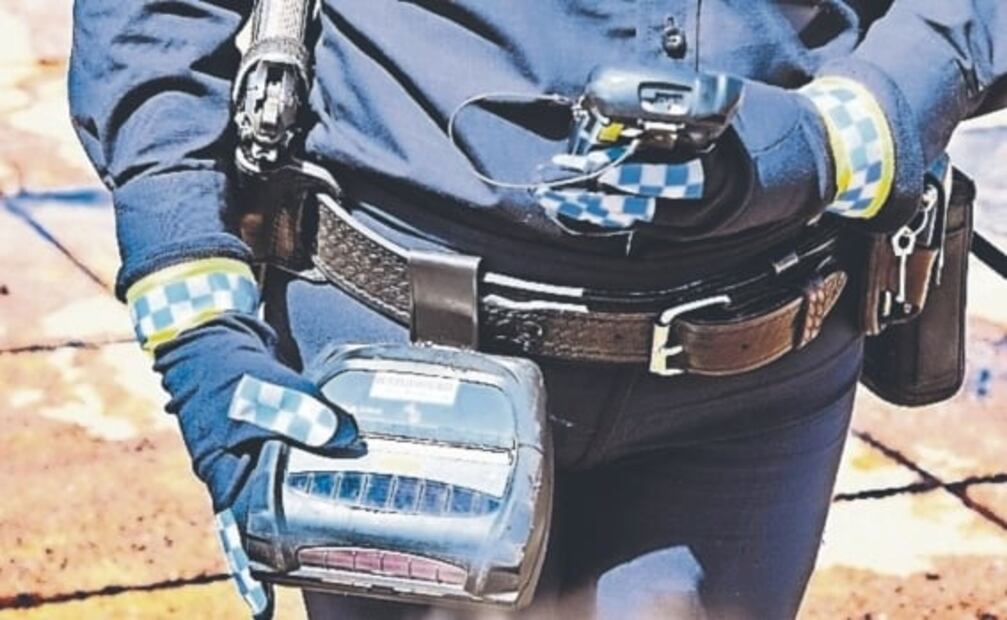 Por qué te pueden quitar las placas de tu auto en la CDMX