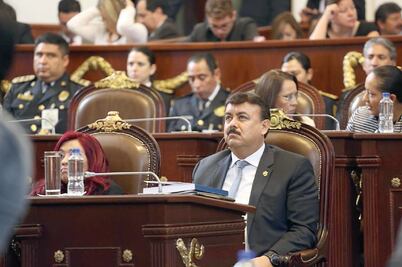 Cuestionan a Almeida por caso Marco y cárteles