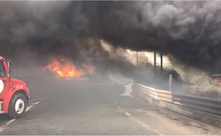 Accidente de pipa provoca incendio en la carretera Veracruz-Cardel