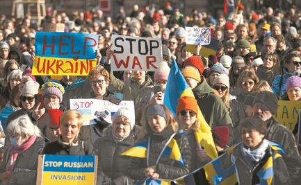 Decenas de miles se manifiestan en varias ciudades europeas en apoyo a Ucrania