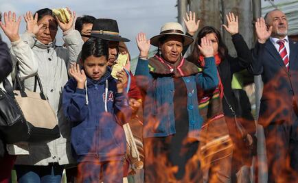 Bolivianos celebran con ritos ancestrales el solsticio de verano austral