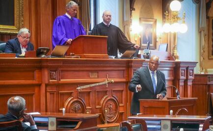 Carolina del Sur debate retiro de bandera confederada