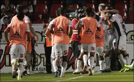 Lobos roza la salvación al vencer a Veracruz
