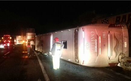 Vuelca autobús en la México-Cuernavaca
