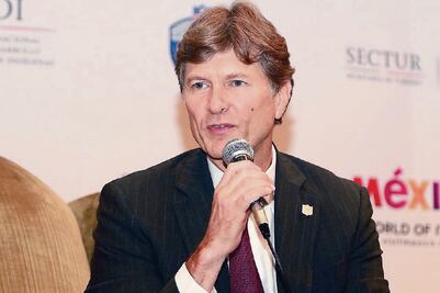 Visita de NFL deja 295 mdd a México