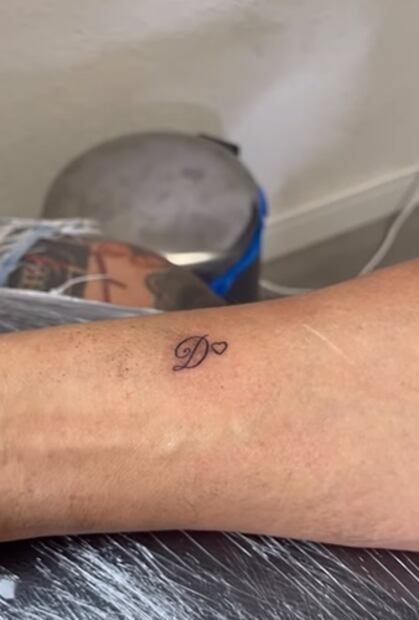 Novia de Juan Osorio revela que ella no se tatuaría el nombre del productor y estas son las razones
