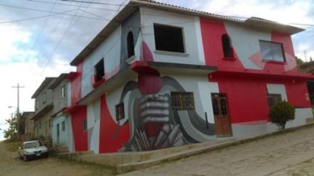 Recrean la vida comunitaria zoque en murales