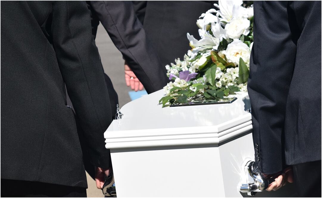 Contar con una planeación financiera permite enfrentar costos médicos, funerarios y deudas sin recurrir a préstamos o ventas apresuradas de bienes. Foto: Pixabay