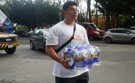 Alumnos de FES Zaragoza entregan insumos en Hospital Rubén Leñero tras explosión en Puente de la Concordia