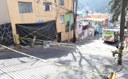 Alcaldía Álvaro Obregón realiza labores de mitigación en "La Esquina del Diablo" tras accidente de camión refresquero