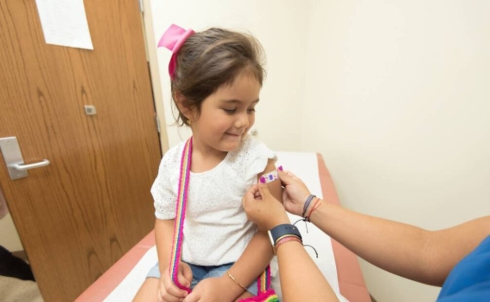 EU abre la vacunación contra Covid para bebés