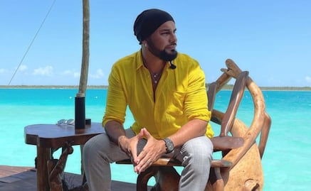 Ricardo Ponce no se detiene por acusaciones de abuso y abre escuela en línea 