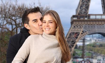 Con emoción, Adrián Uribe comparte que se convertirá en padre por tercera vez