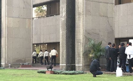 Priístas meten mariachi a San Lázaro