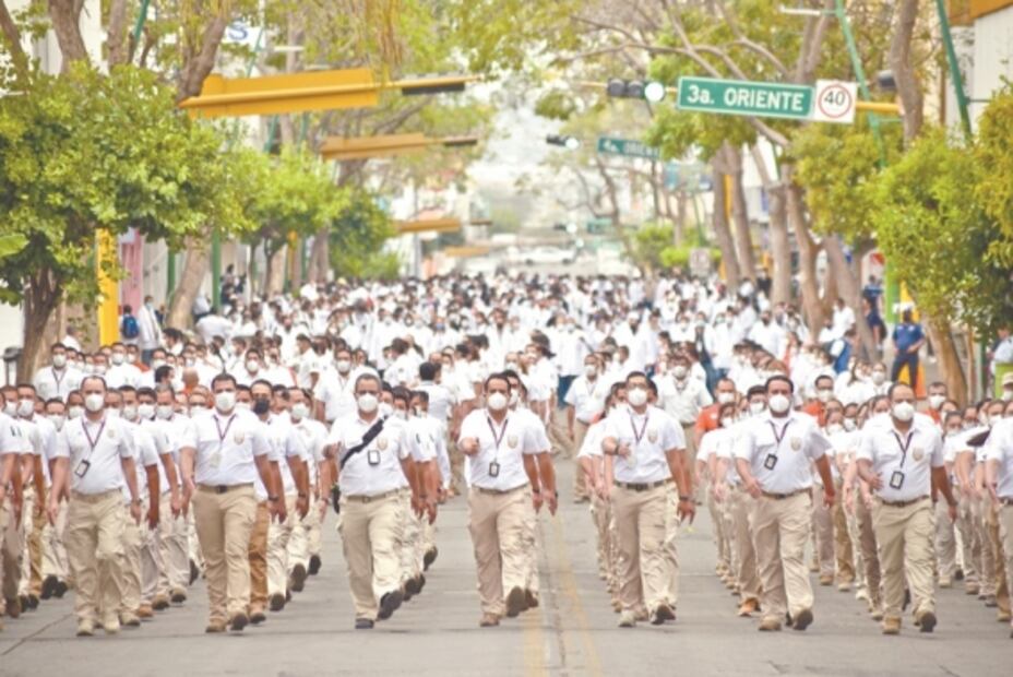 Cierran paso en frontera sur y estrechan vigilancia