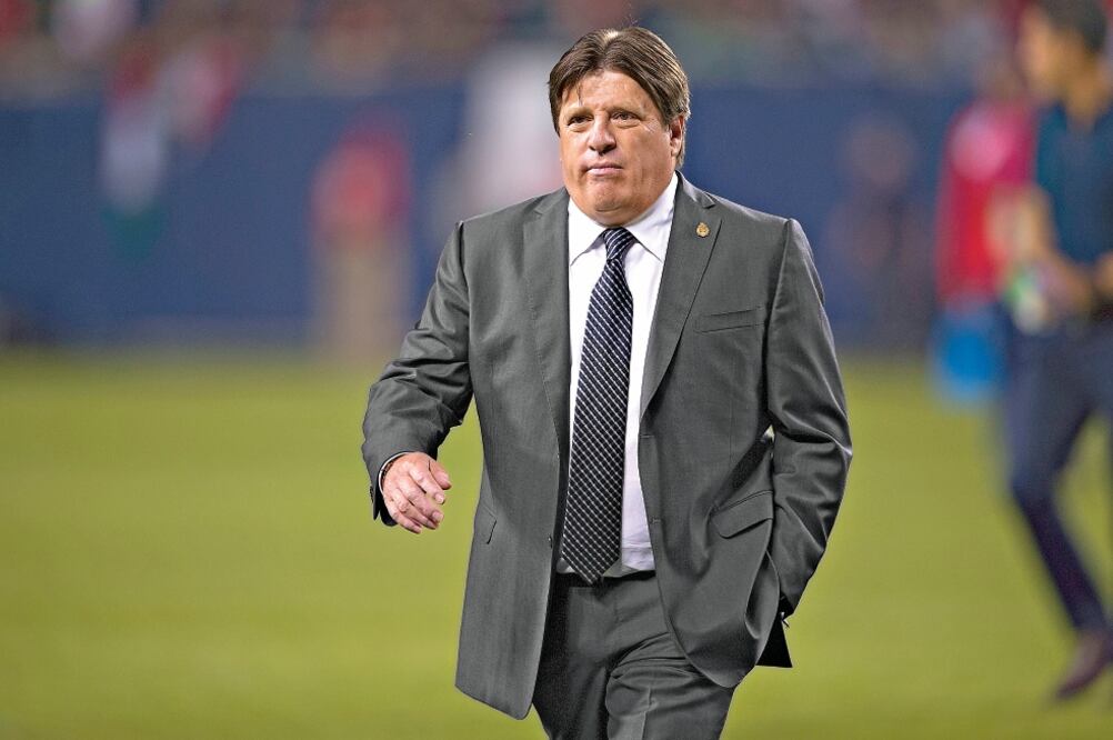 Más dolores de cabeza para el ‘Piojo’, quien tiene que dar una explicación por sus manifestaciones políticas en Twitter (ETZEL ESPINOSA)