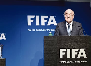 Blatter se pronuncia en contra del VAR