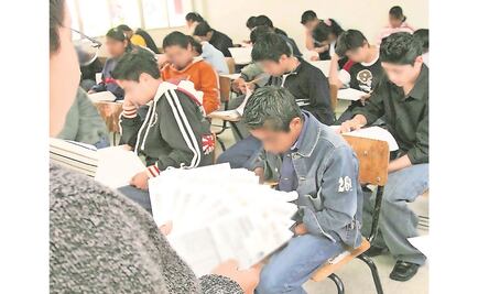 Padres de Familia acusan al gobierno de intentar adoctrinar sobre educación sexual