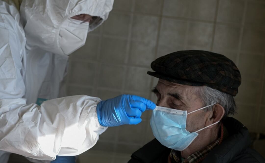 Elderly people are highly vulnerable to COVID-19 - Photo: File photo/AFP