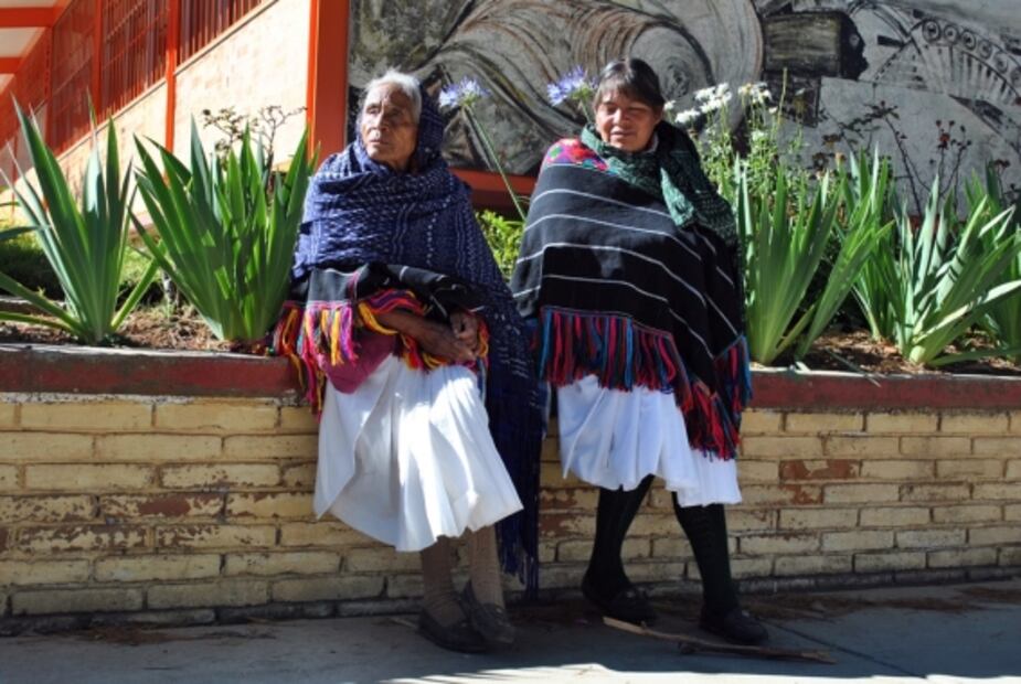 El valor intangible del rebozo, prenda icónica mexicana