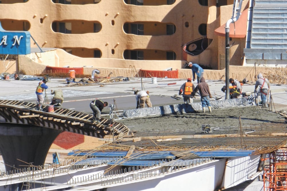 Expertos de PwC dicen que los grandes riesgos de corrupción se observan en sectores como el de salud, farmacéutico, energía, construcción y financiero. Foto: ARCHIVO EL UNIVERSAL