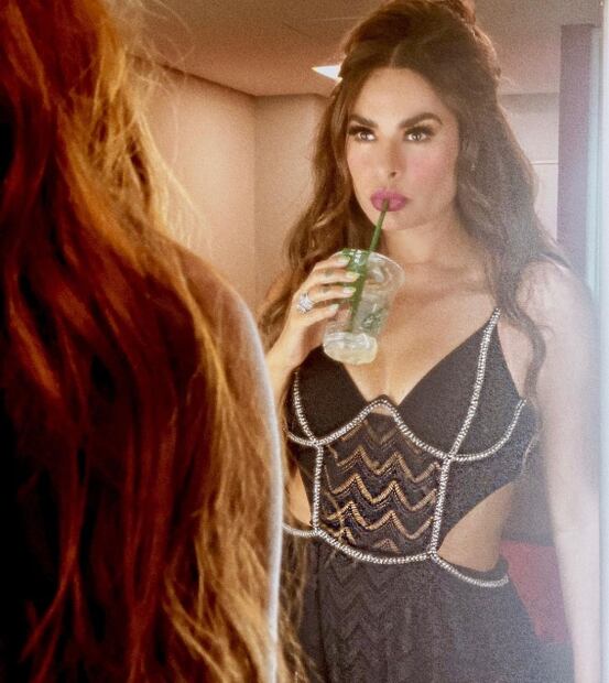 Galilea Montijo impacta en la red con un body de transparencias y brillos