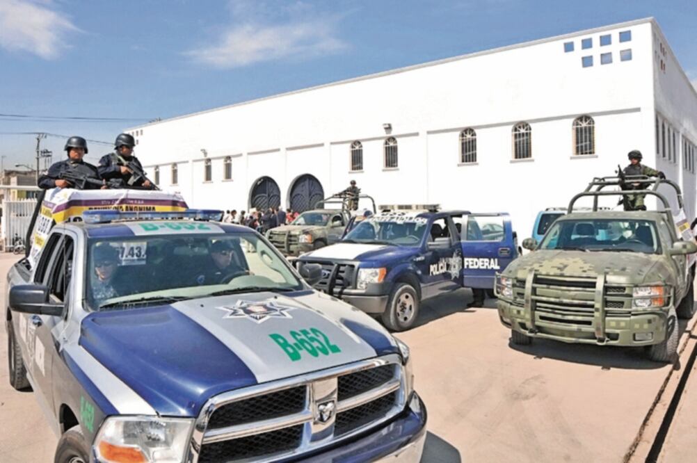 Proceso. El presunto ladrón ofreció datos como número de matrícula y nombre para recibir un arma larga, con la cual huyó del sitio. Foto: ARCHIVO EL UNIVERSAL