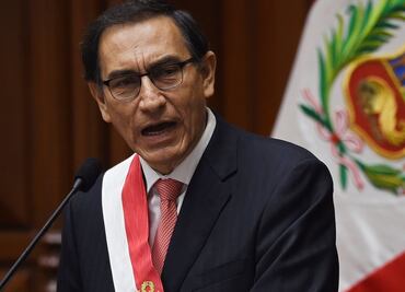 Congreso de Perú rechaza la destitución del presidente Martín Vizcarra