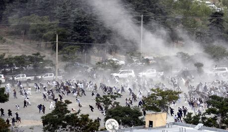 Ataque al funeral de víctima de protesta en Kabul deja 7 muertos