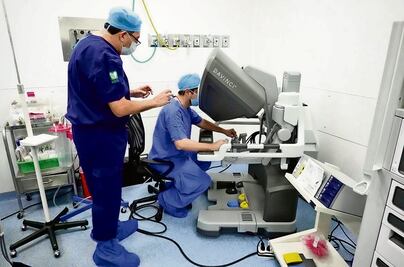 IMSS, a la vanguardia en cirugía robótica
