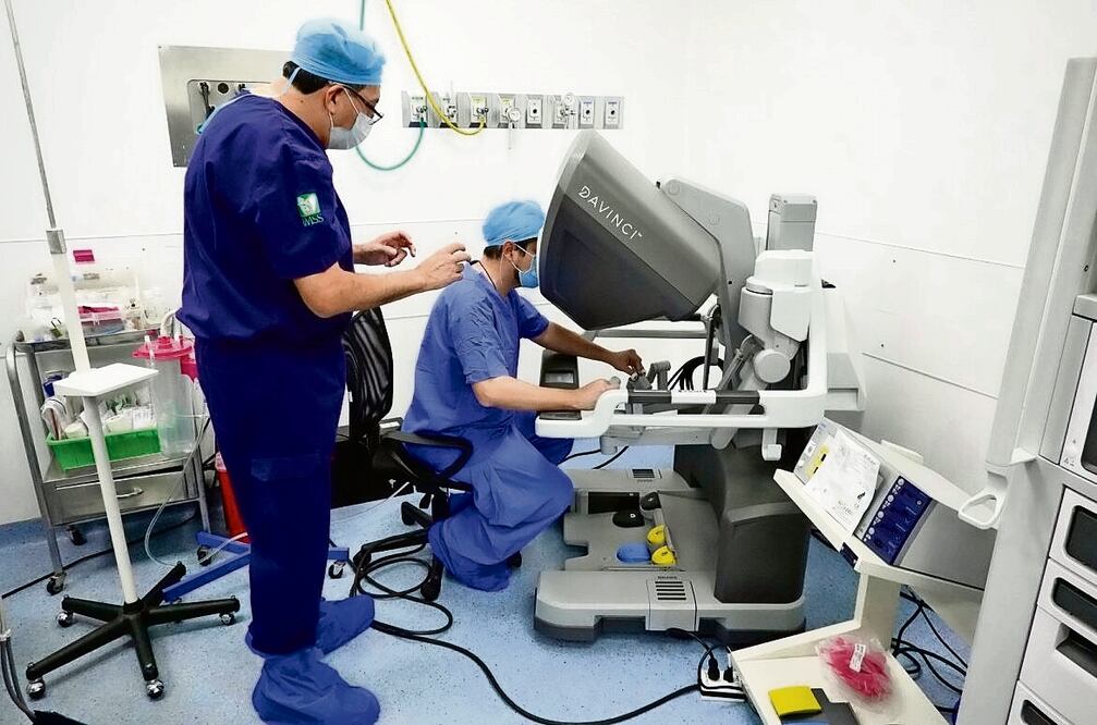Gracias a la plataforma Da Vinci es posible operar tumores de hígado, esófago, páncreas, colon, entre otros, con un menor índice de mortalidad. Foto: Especial
