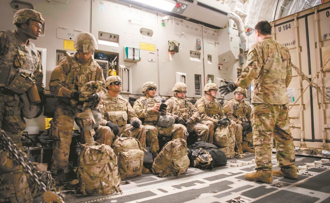 Soldados de EU se preparan en Kentucky para partir a la frontera con México a frenar el paso de las caravanas de migrantes. Foto: ZOE M. WOCKENFUSS. AFP