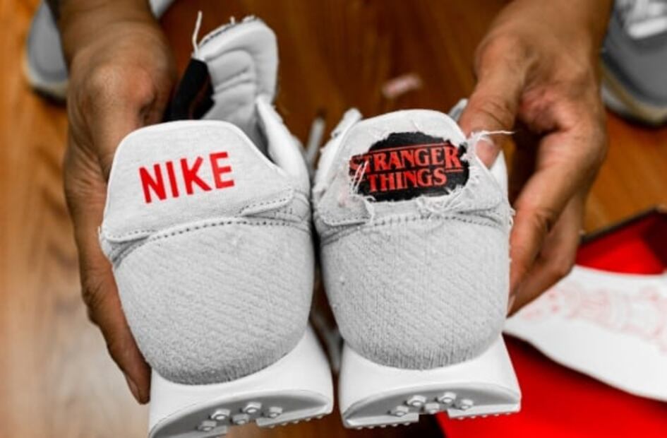 Nike lanza tenis inspirados en Stranger Things que puedes quemar