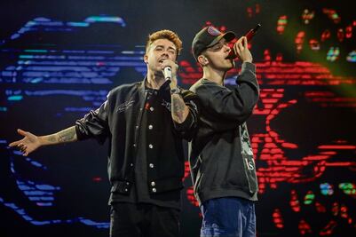 Bautista y Hoyer hacen “Planes” sólo para sus fans