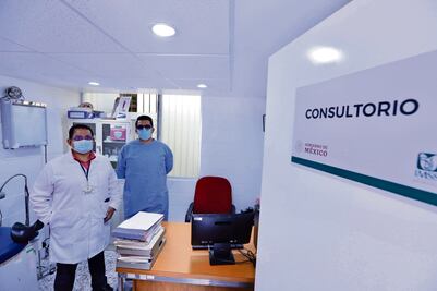 Renuevan mobiliario e imagen para los centros de salud