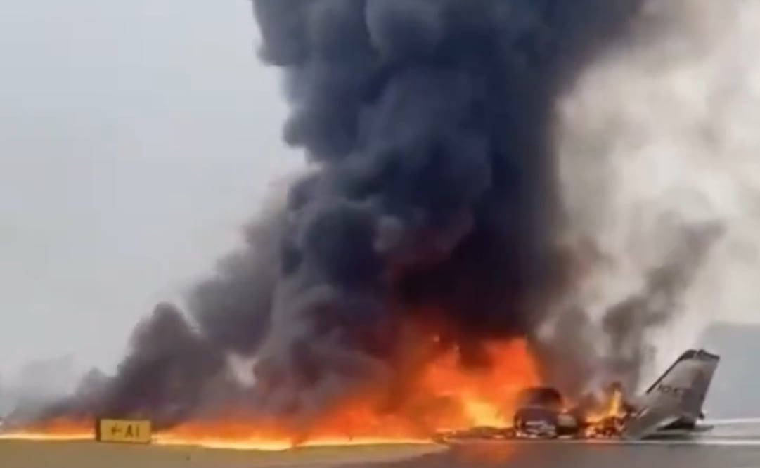 Jet privado Cessna Citation II se estrelló y se incendió en la pista del aeropuerto de Statesville, Carolina del Norte. Foto: Captura de pantalla de