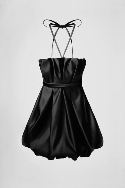 Guía de compras: 5 vestidos negros para brillar en las próximas fiestas