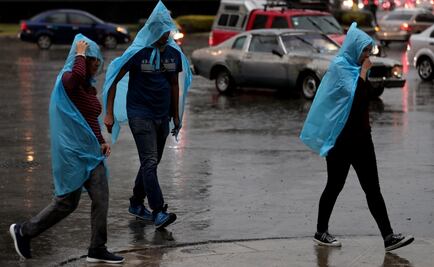 Pronostican jueves nublado con lluvias en Valle de México