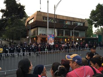 Inician cortes viales ante llegada del Papa