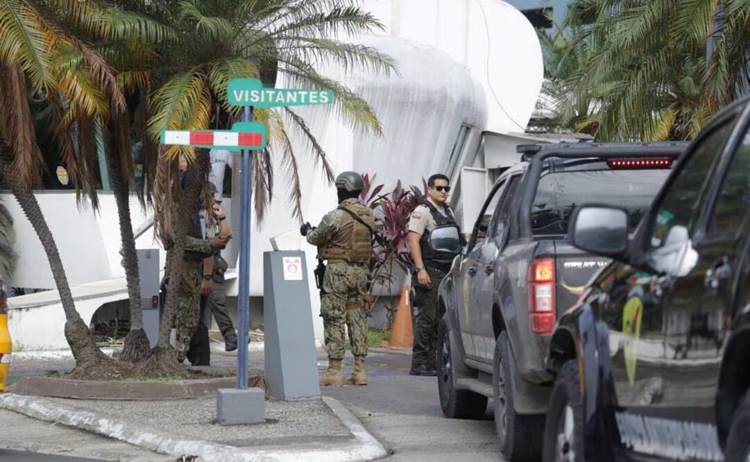 Un fiscal fue asesinado a tiros el miércoles cuando circulaba en su vehículo por un barrio del puerto de Guayaquil. Foto: AP
