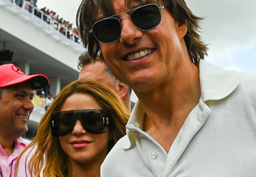 La cantante y el actor se encontraron mientras se llevaba a cabo en el Gran Premio de la Fórmula ! de Miami.
Foto: AFP
