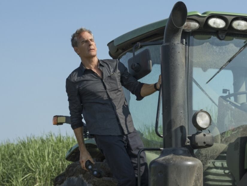 Tras interpretar a un policía en "NCIS", Scott Bakula reconoce a las fuerzas de seguridad honestas 