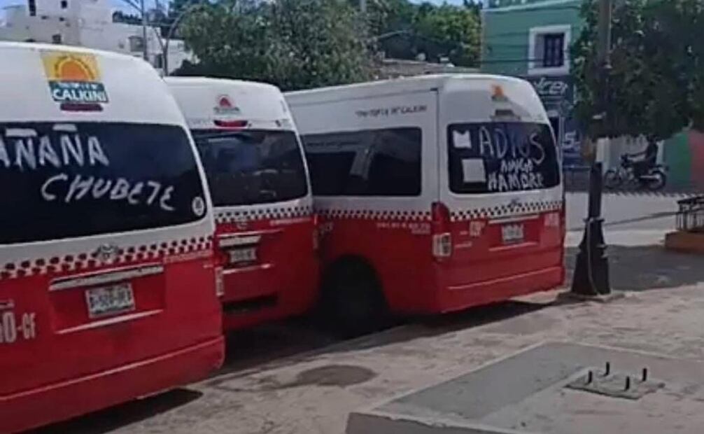 Despiden a conductores muertos en accidente de carretera Mérida-Campeche (15/09/2025). Foto: Especial